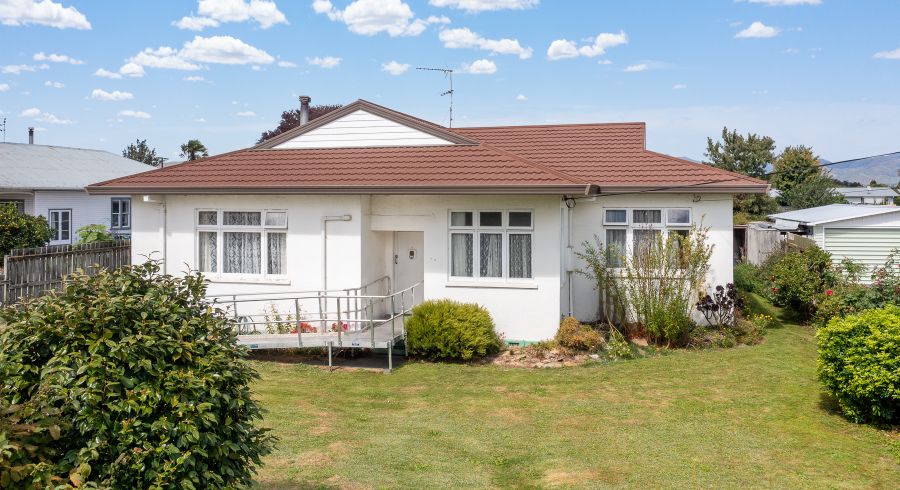  at 92 Budge Street, Riversdale, Blenheim