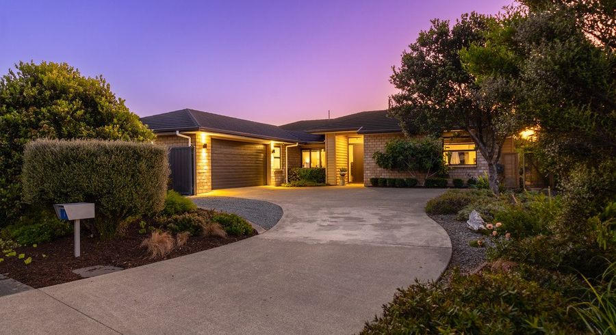  at 4 Pateke Way, Paraparaumu Beach, Paraparaumu