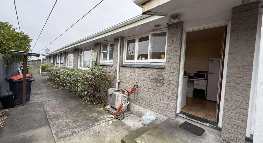  at 2/410 Worcester Street, Linwood, Christchurch City, Canterbury