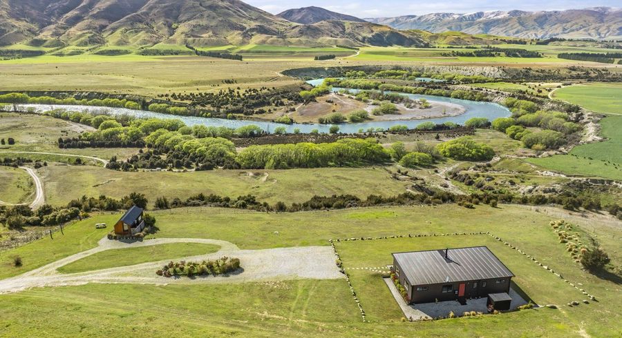  at 98 Riverview Road, Queensberry, Wanaka, Otago