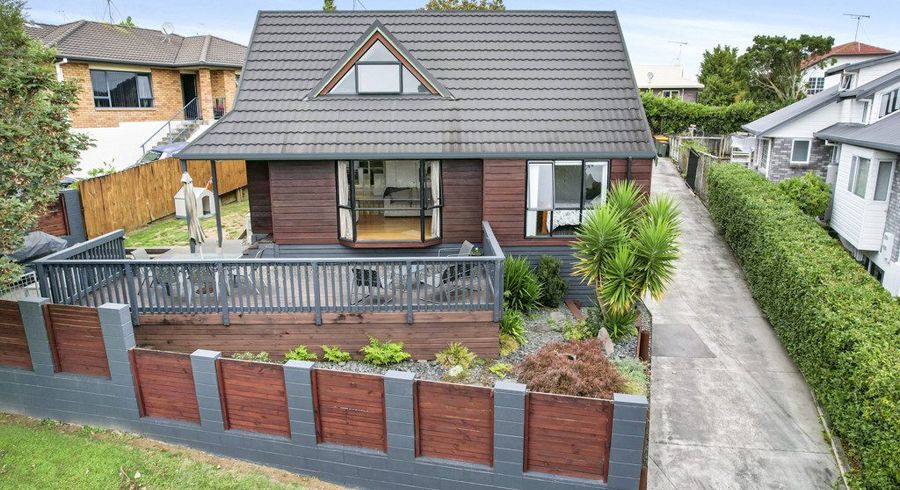  at 37 Western Heights Drive, Western Heights, Hamilton