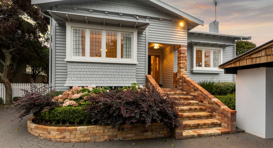  at 18 Kowhatu Road, One Tree Hill, Auckland