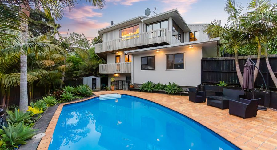  at 33 Stredwick Drive, Torbay, Auckland