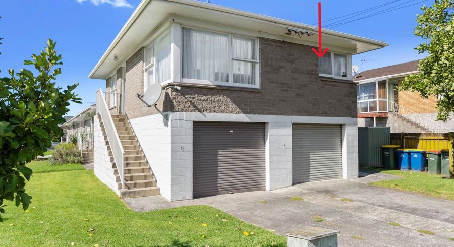  at 1/771 Beach Road, Browns Bay, Auckland