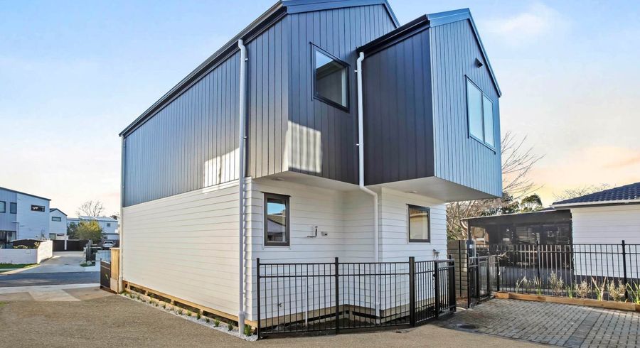  at Lot 1/6 Glennandrew Drive, Half Moon Bay, Manukau City, Auckland