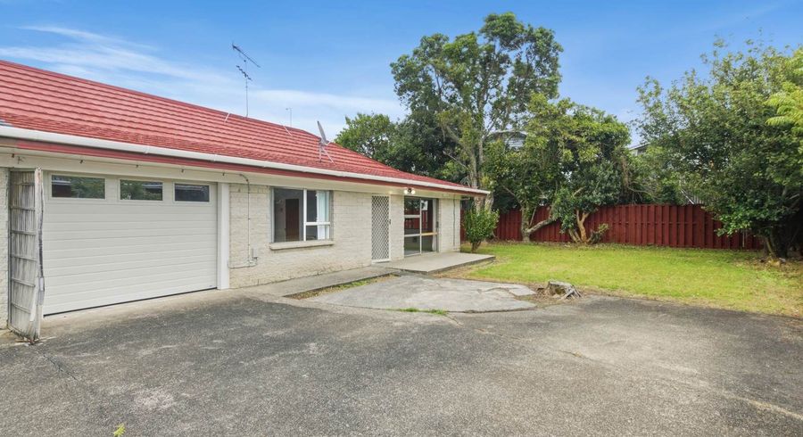  at 2/6 Tina Place, Sunnyhills, Manukau City, Auckland