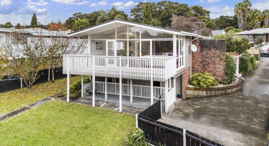  at 38 Lawrence Crescent, Hill Park, Manukau City, Auckland