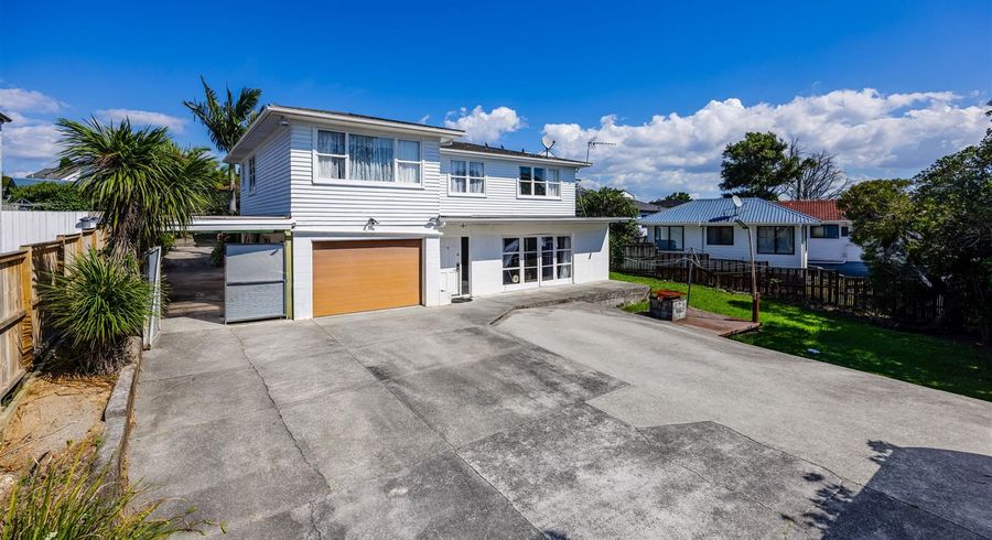  at 9 Malvina Place, Bucklands Beach, Manukau City, Auckland