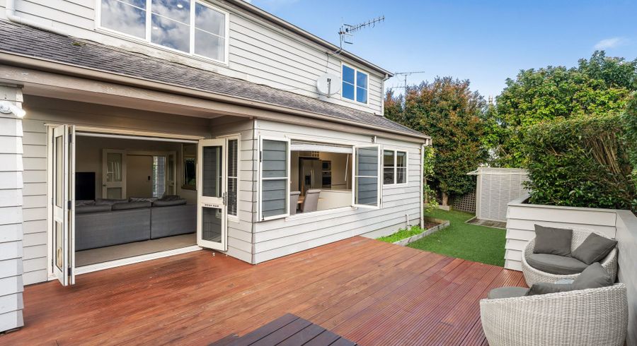  at 1/110 Gowing Drive, Meadowbank, Auckland City, Auckland