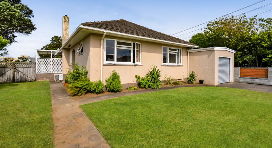  at 117 Seaview Road, Westown, New Plymouth, Taranaki