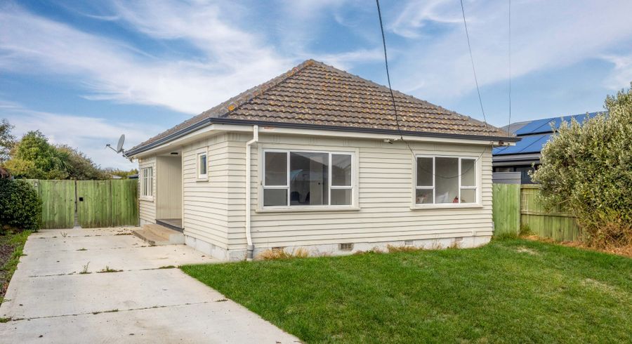  at 16 Woodgrove Avenue, North New Brighton, Christchurch