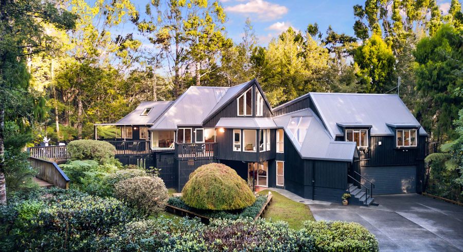  at 19 Fawcett road, Laingholm, Waitakere