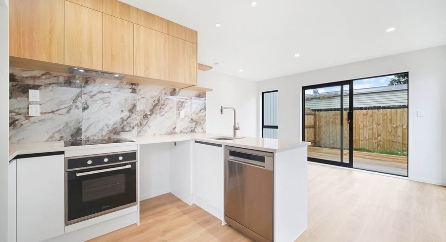  at 8/32 Sunlands Drive, Manurewa, Manukau City, Auckland