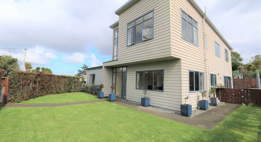  at 8 Burt Road, Mount Wellington, Auckland