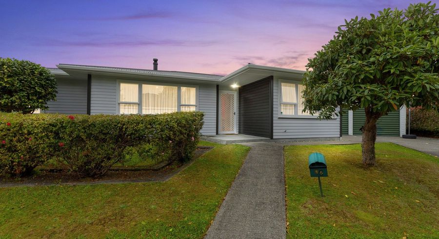  at 15 Bonnie Glen Crescent, Ebdentown, Upper Hutt, Wellington
