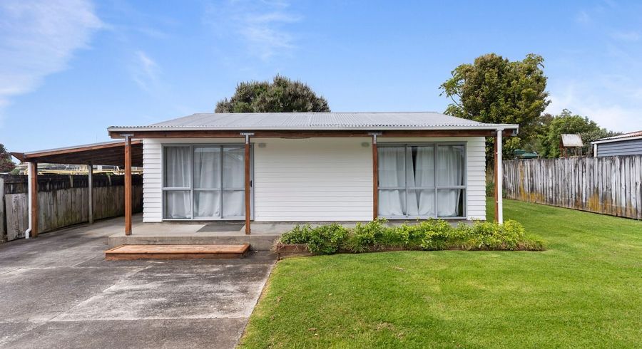  at 20A Stokes Avenue, Te Atatu Peninsula, Waitakere City, Auckland