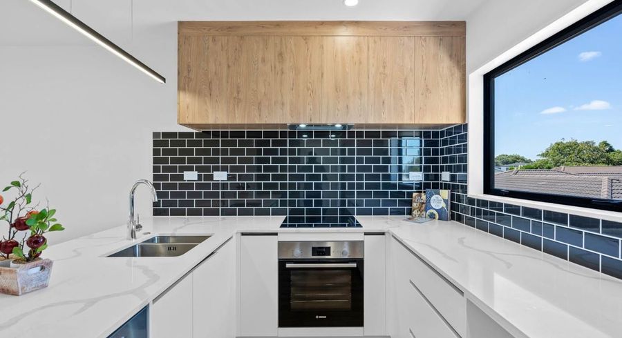  at 8/43 Marr Road, Manurewa, Manukau City, Auckland