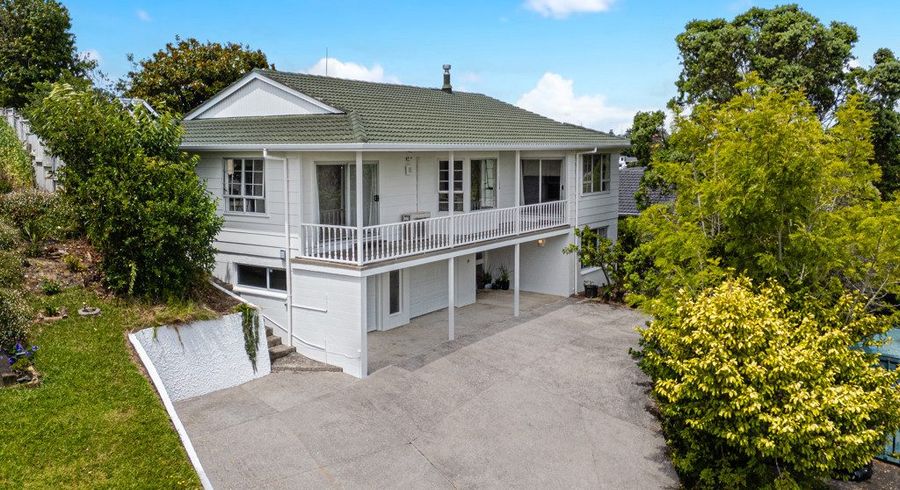  at 16 Marydale Drive, Mount Roskill, Auckland City, Auckland