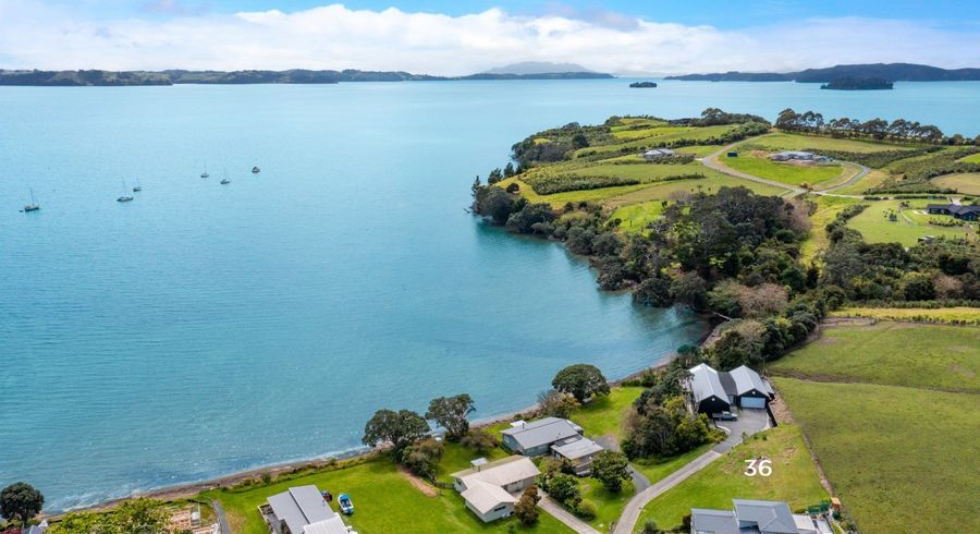  at 36 Albro Lane, Algies Bay