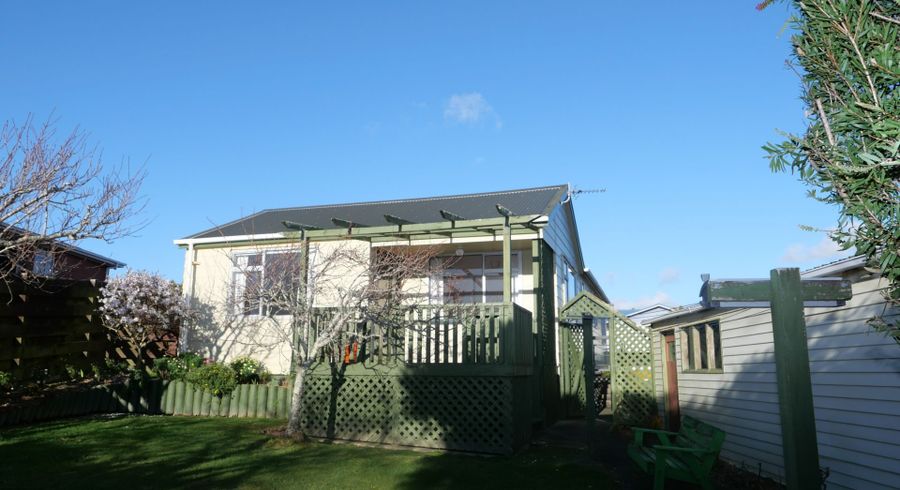  at 115 Gloaming Hill, Titahi Bay, Porirua, Wellington