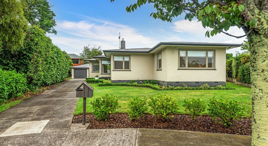  at 11 Athlone Place, Hokowhitu, Palmerston North