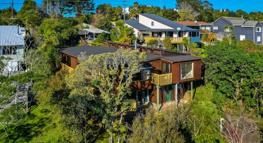  at 216 Upper Harbour Drive, Greenhithe, Auckland