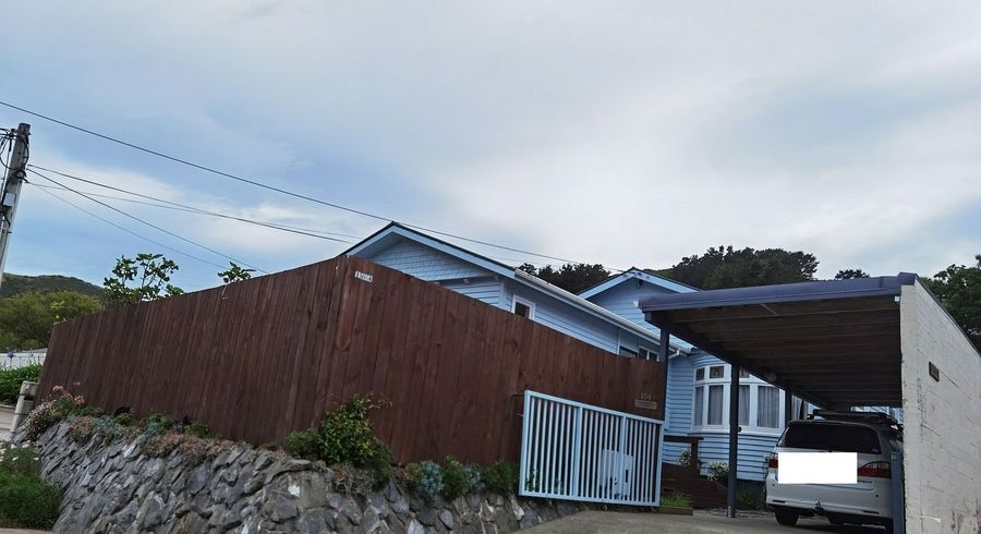  at 104 Parkvale Road, Karori, Wellington