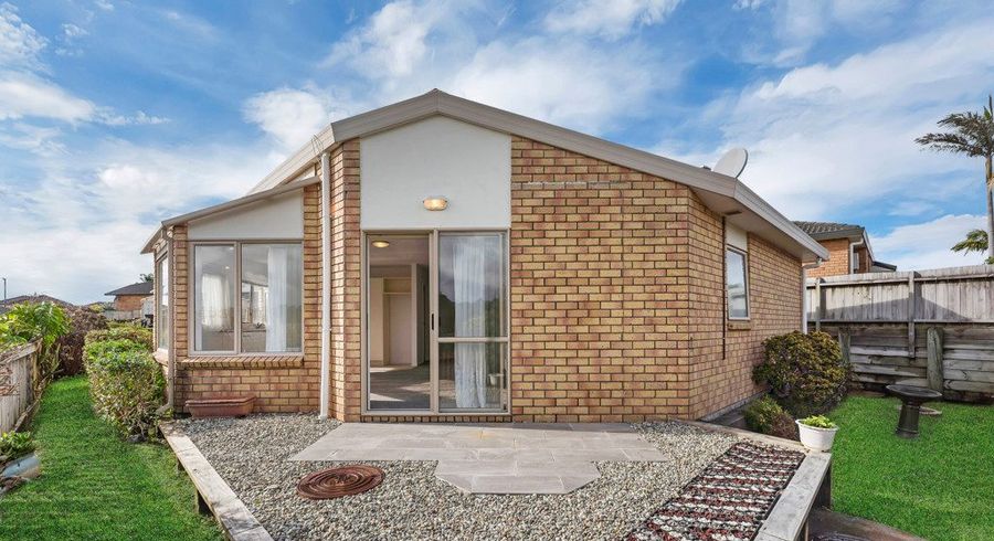  at 11/169 Sturges Road, Henderson, Waitakere City, Auckland