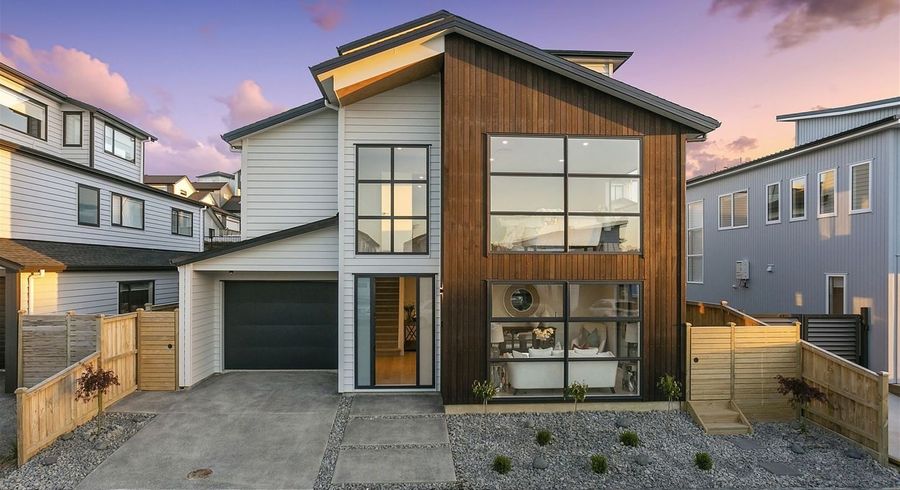  at 8 Turutu Place, Long Bay, North Shore City, Auckland