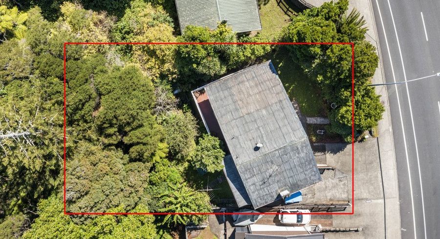  at 612 Glenfield Road, Bayview, Auckland