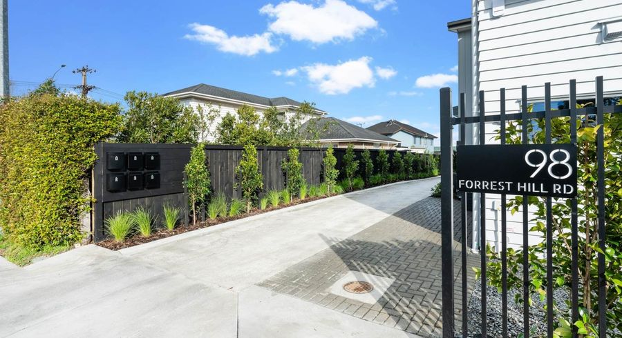  at 98B Forrest Hill Road, Forrest Hill, North Shore City, Auckland