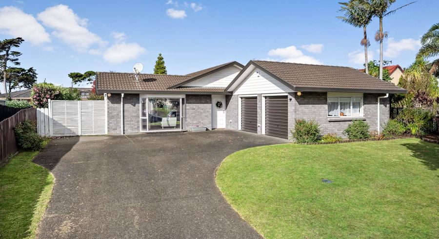  at 94 Carnoustie Drive, Wattle Downs, Auckland