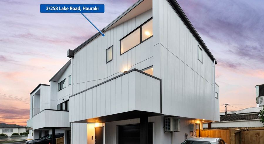  at 3/258 Lake Road, Hauraki, Auckland