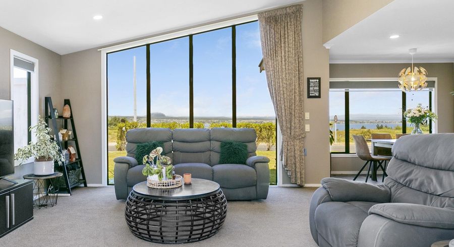  at 208 Acacia Bay Road, Nukuhau, Taupo