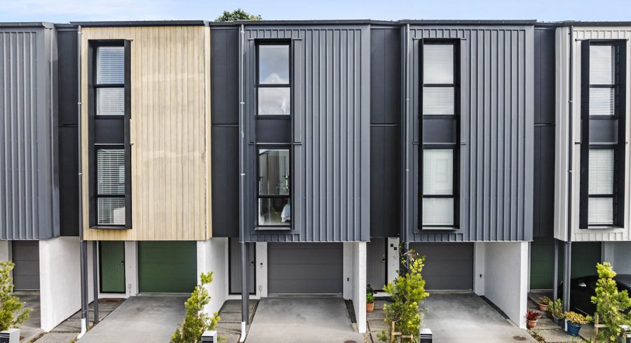  at 11 Lange Mews, Mount Wellington, Auckland City, Auckland