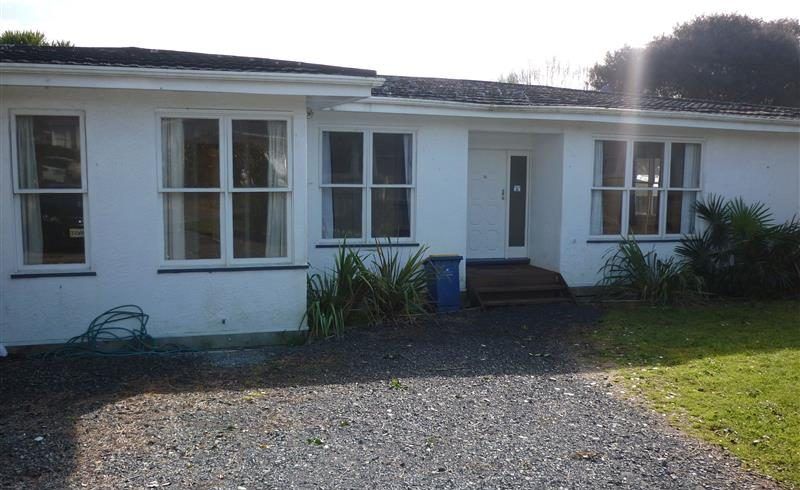  at 8A Serjeant Street, Henderson, Waitakere City, Auckland