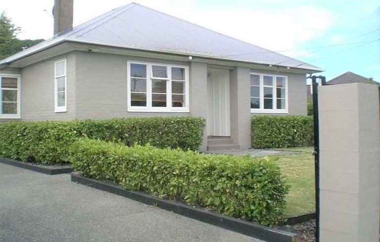  at 35 Waiohua Road, Greenlane, Auckland City, Auckland