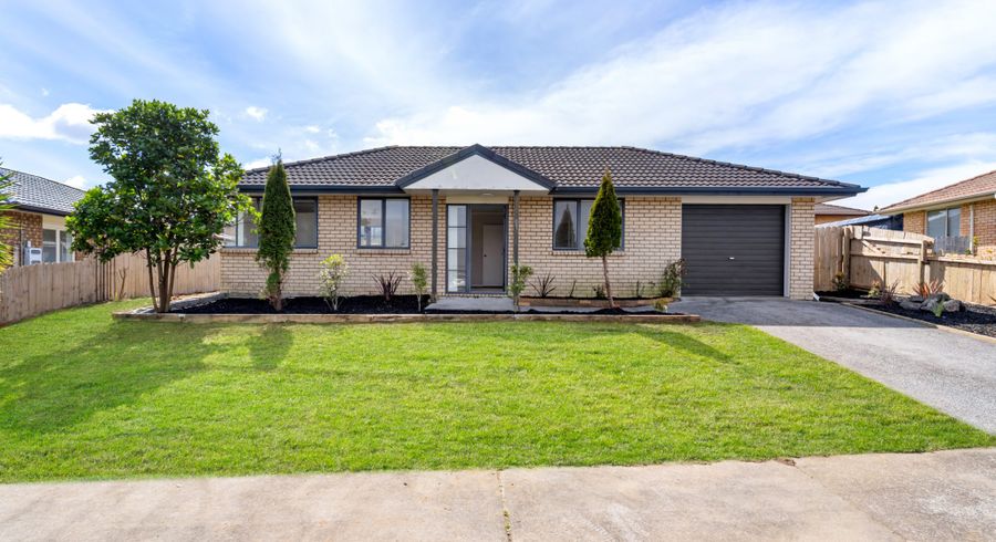  at 54 Glenveagh Park Drive, Weymouth, Manukau City, Auckland