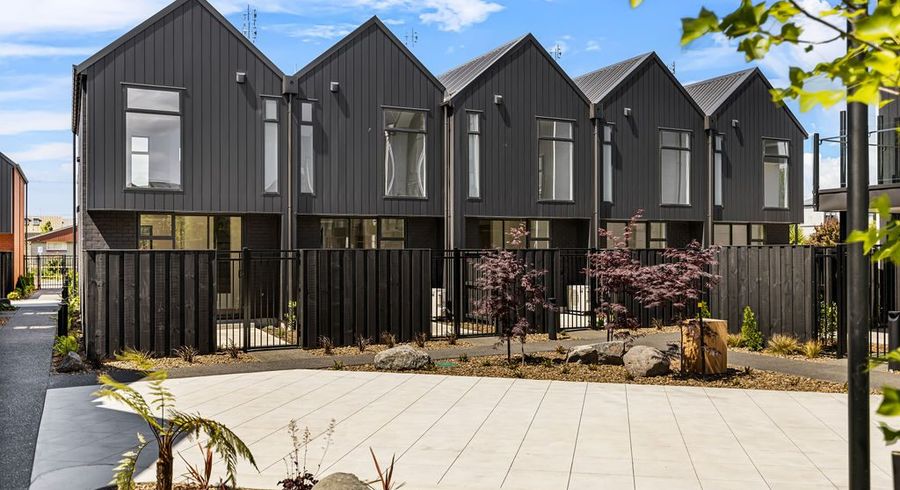  at 4/9 Donald Place, Merivale, Christchurch City, Canterbury