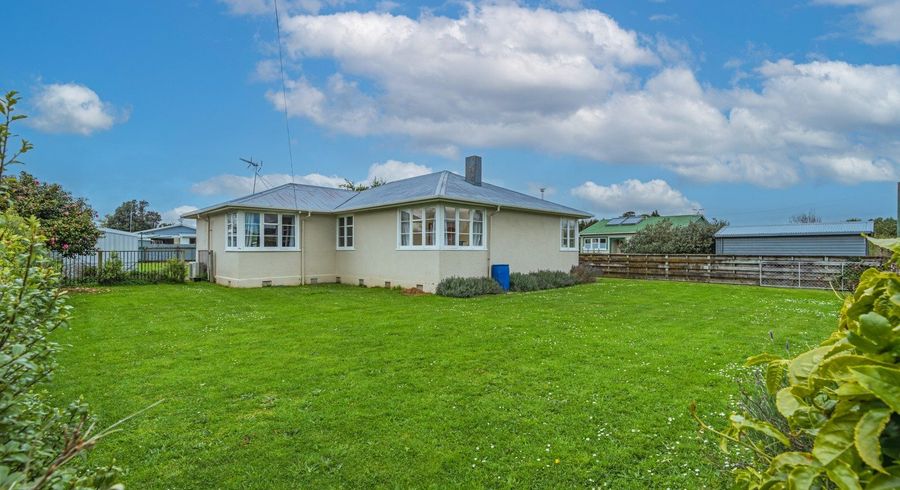  at 14 Grey Street, Woodville, Tararua, Manawatu / Whanganui