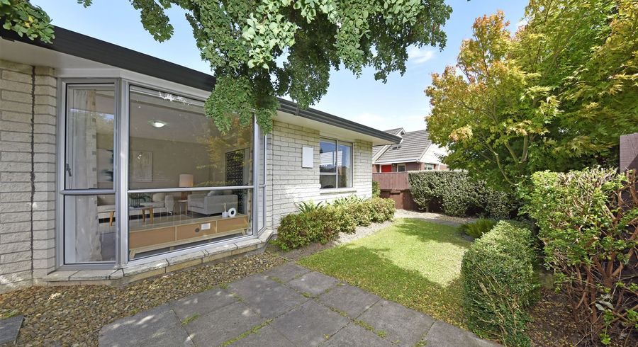  at 1/20 Glenharrow Avenue, Avonhead, Christchurch