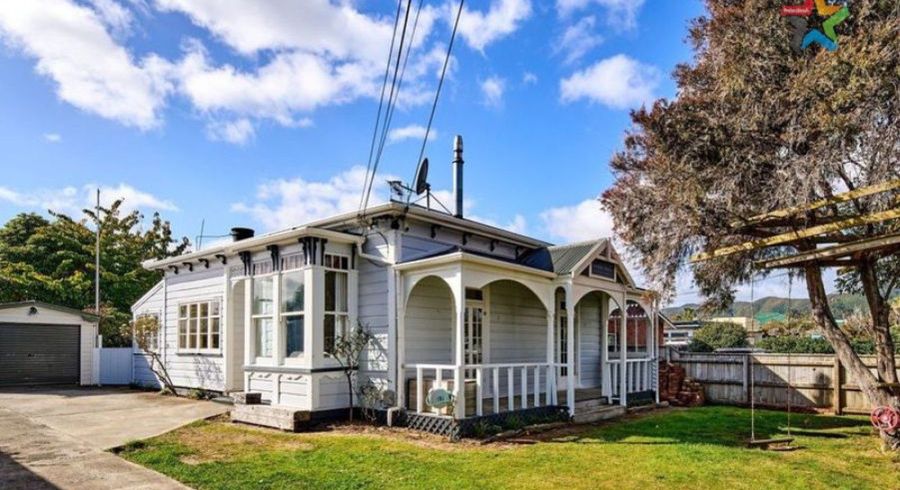  at 30 Whites Line West, Woburn, Lower Hutt