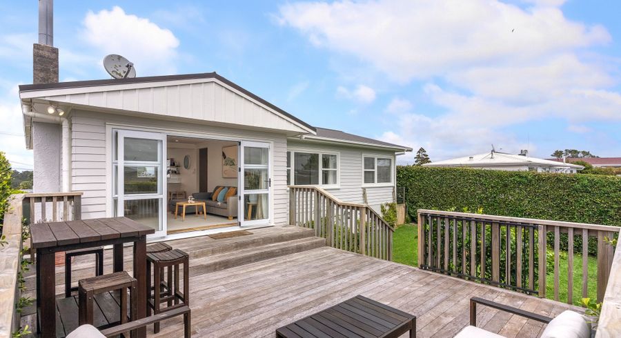  at 15 Roberts Road, Glenfield, North Shore City, Auckland