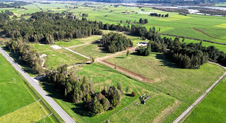  at 3021 State Highway 7, Ahaura, Grey, West Coast