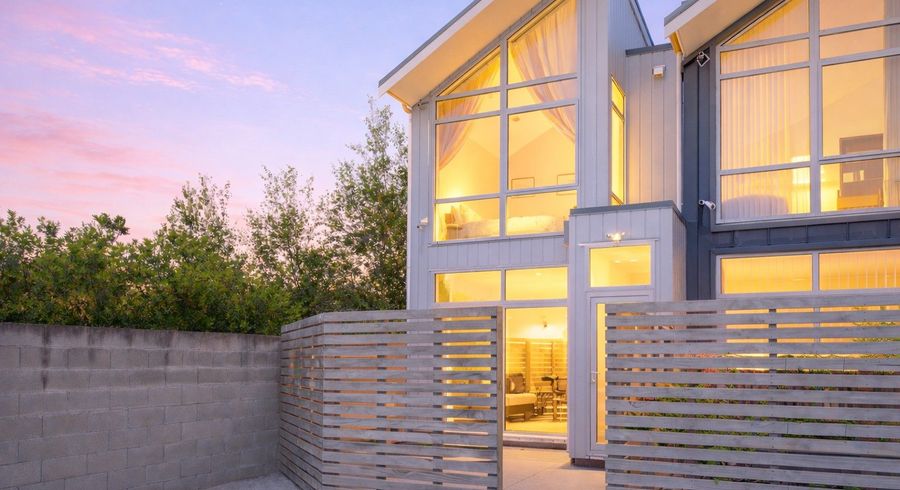  at 8/34 Main Road, Tawa, Wellington, Wellington