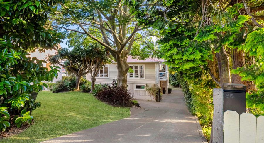  at 86 Mount Royal Avenue, Mount Albert, Auckland