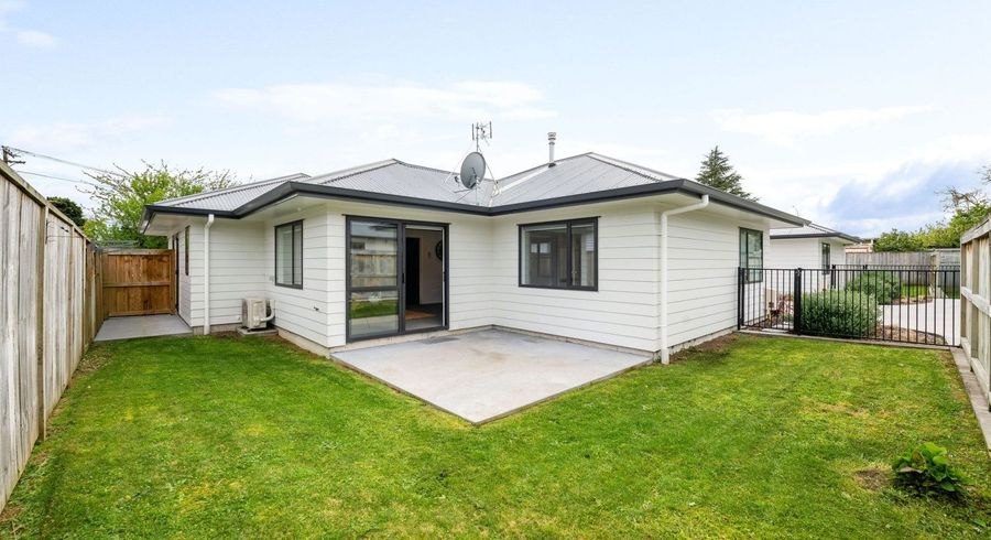  at 2/72 Claude Street, Fairfield, Hamilton, Waikato