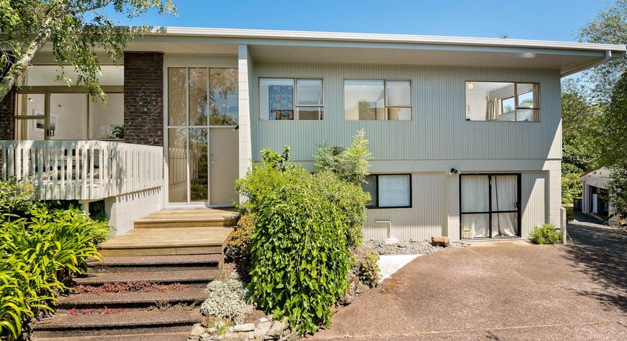  at 1/17 Robin Lane, Browns Bay, Auckland