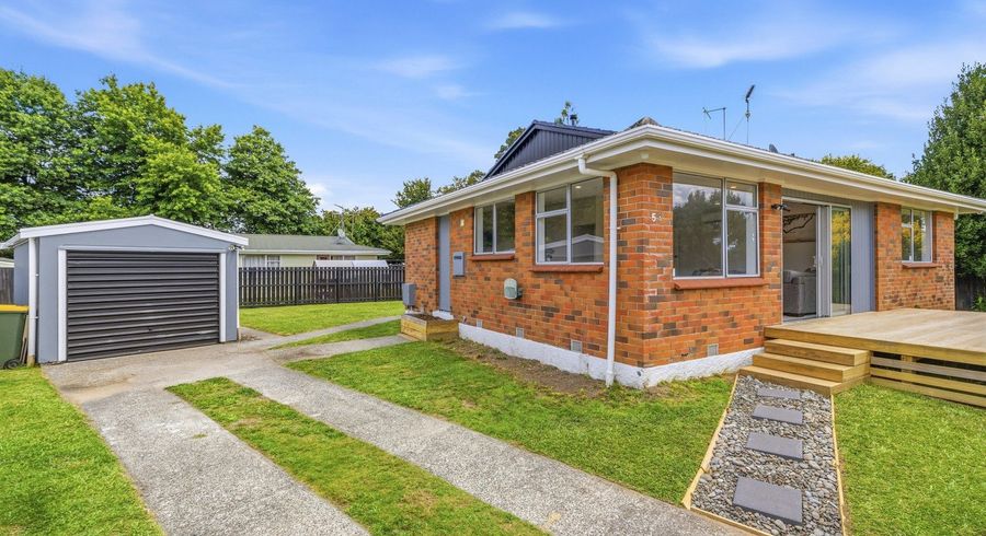  at 53 Oakfield Crescent, Pukete, Hamilton, Waikato