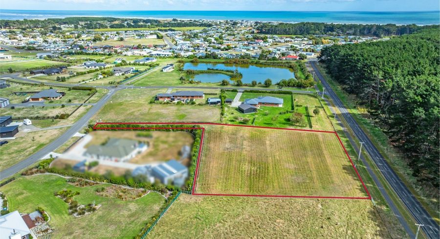  at 3 Carex Grove, Foxton Beach, Horowhenua, Manawatu / Whanganui